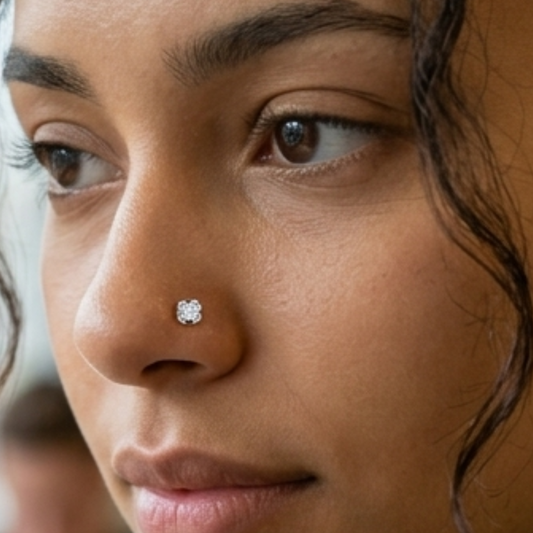 Sparkling Nose Pin