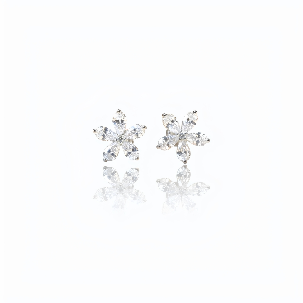 Himalayan Jasmine Studs