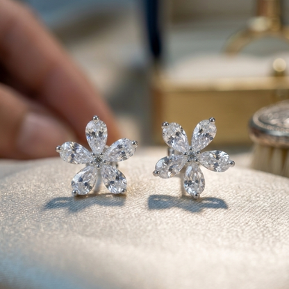 Himalayan Jasmine Studs