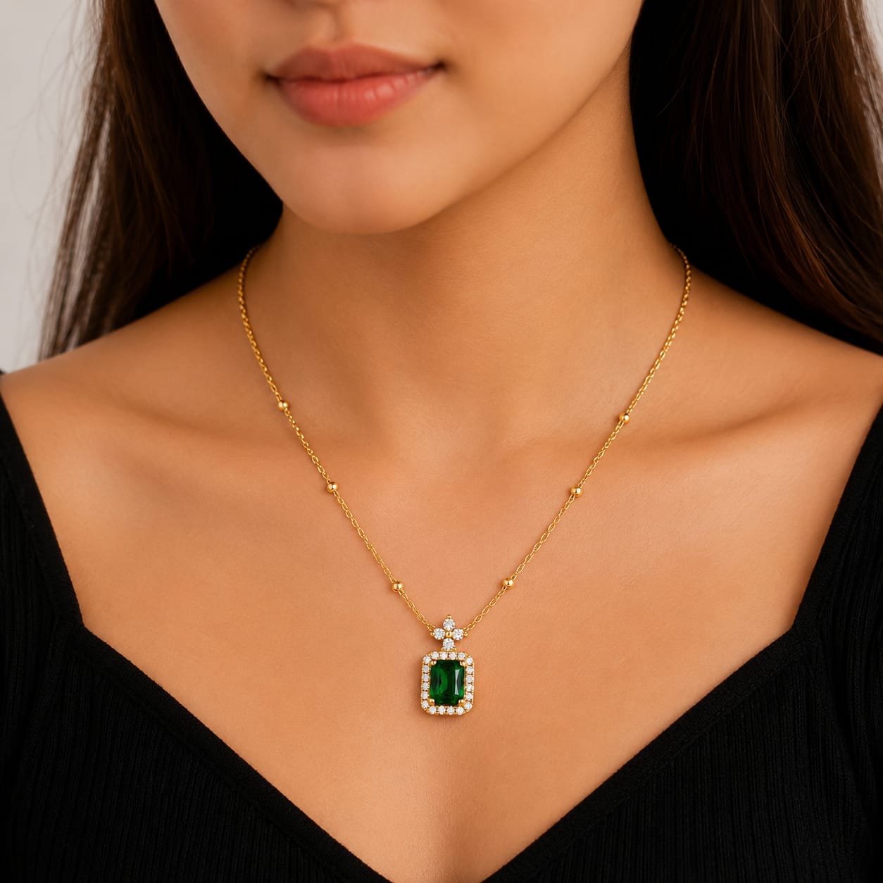 Emerald Halo Necklace