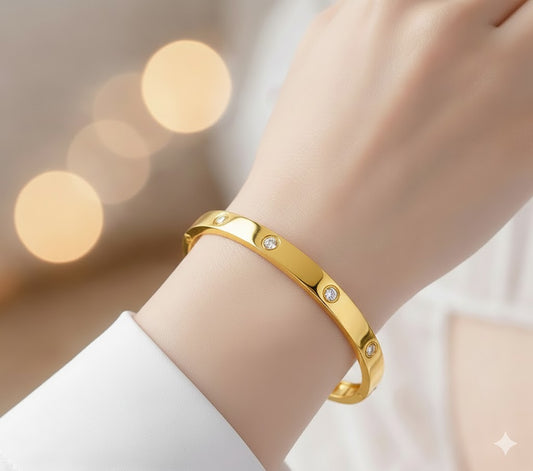 Crystal Love Gold Bracelet